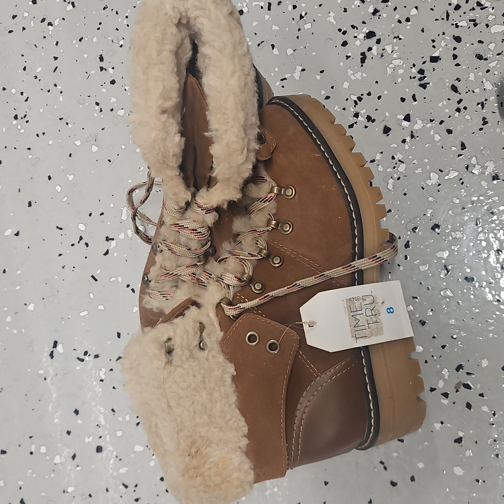 New Time and Tru Memory Foam Boots